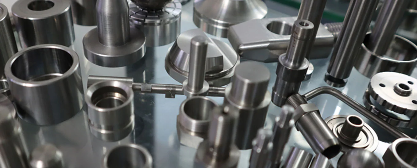 مصنع أجزاء الخراطة والتصنيع باستخدام الحاسب الآلي (CNC) للفولاذ المقاوم للصدأ عالي الدقة