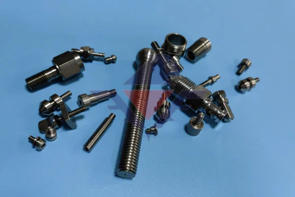 أجزاء الآلات تشغيل CNC وحلول مخصصة
