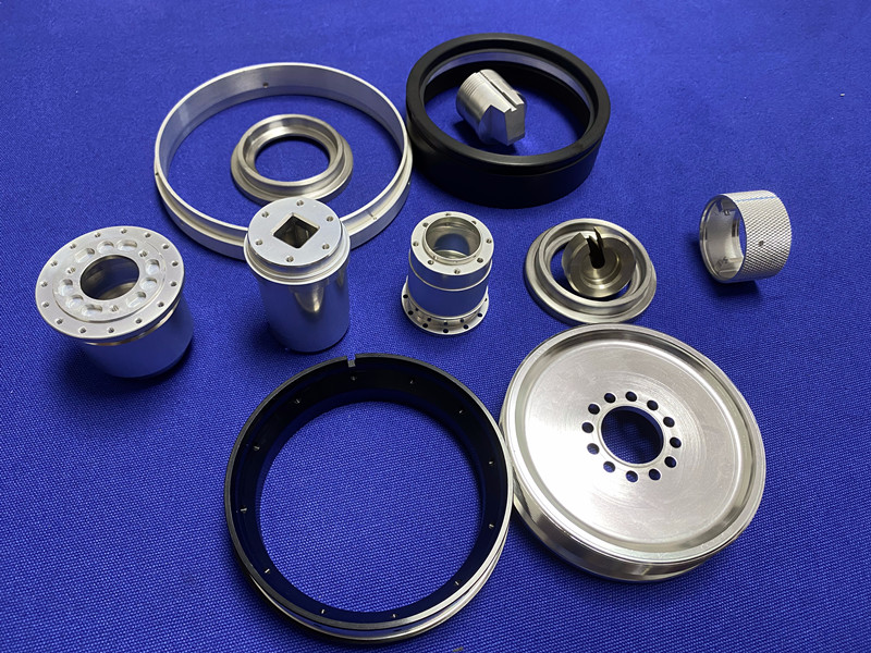 الصناعة البصرية تحتضن دقة Swiss Machining