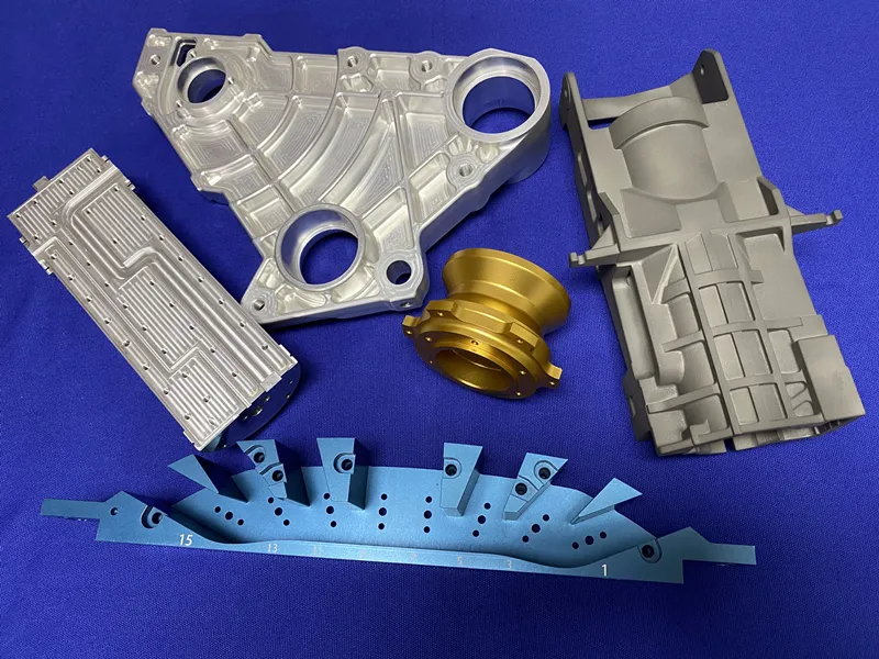 خدمة التفريز CNC