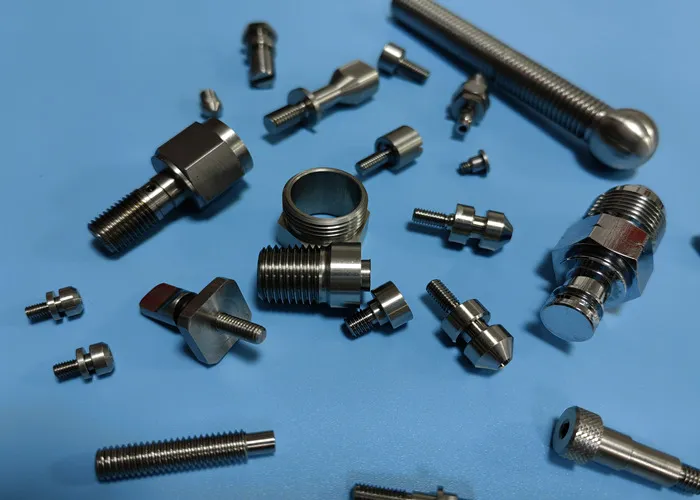 توصيلات CNC دقيقة للأنظمة الصناعية المتطلبة